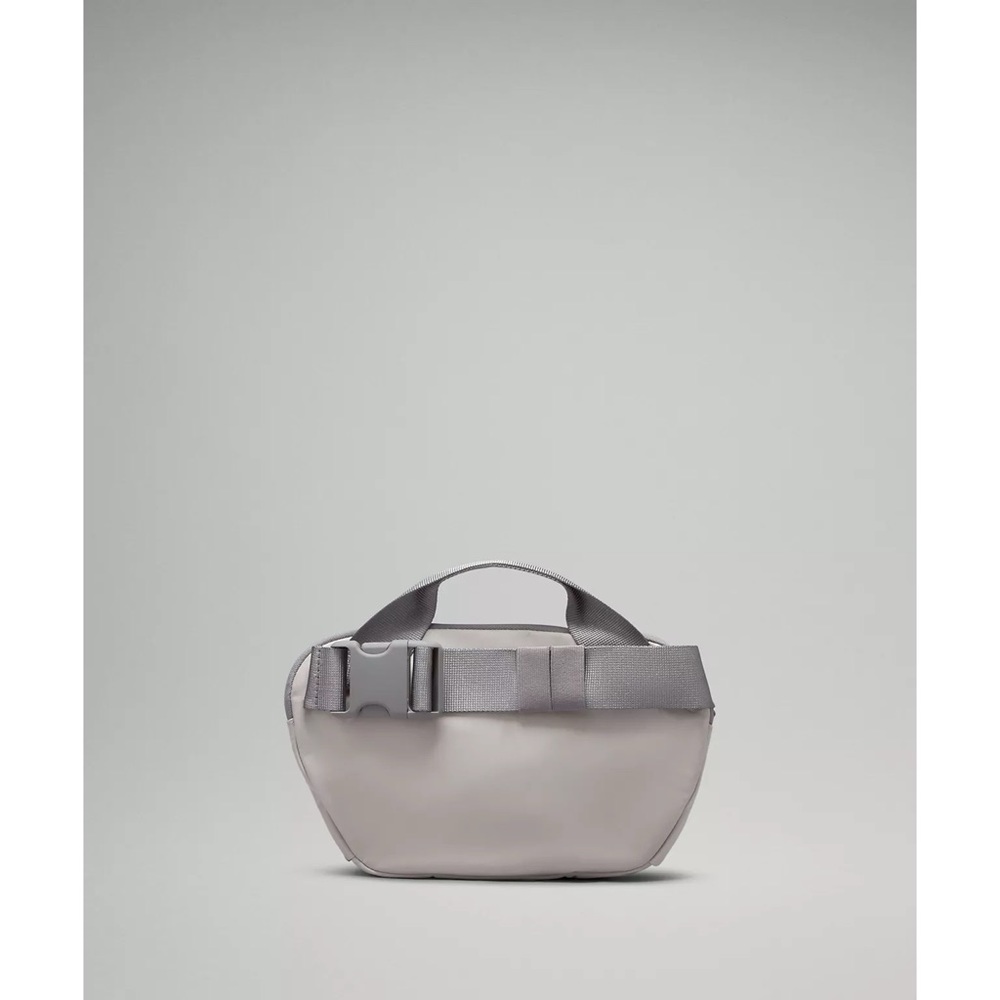 NWT Lululemon All Day Essentials Belt Bag 2.5L (#b2) bin+ - Picture 4 of 12